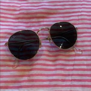 Ray Ban Round Sunglasses🏁